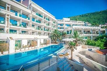 هتل Monte Casa Spa & Wellness