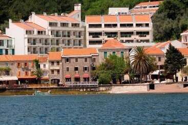هتل Monte Casa Spa & Wellness