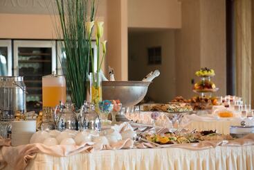 هتل Monte Casa Spa & Wellness