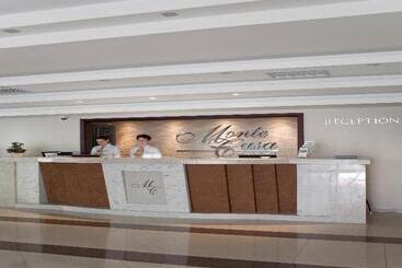 هتل Monte Casa Spa & Wellness