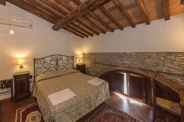 هتل Relais Santa Cristina