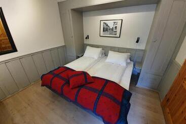 Отель Vertshuset Røros