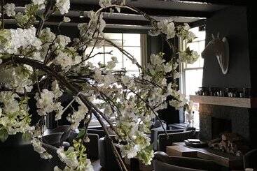 Linge Hotel Elst