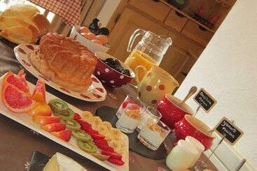 اقامتگاه Logis Hotel Gai Soleil