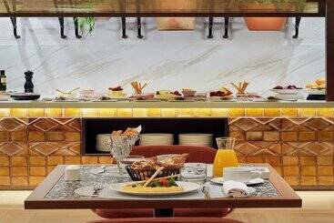 Hotell H10 Croma Malaga
