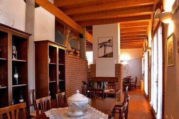 Agriturismo Gaggioli Borgo Delle Vigne