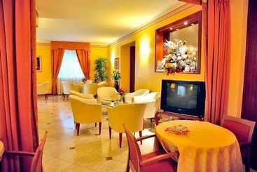 Gardenia & Villa Charme Adults Friendly 10plus