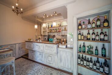 هتل Albergo Etruria