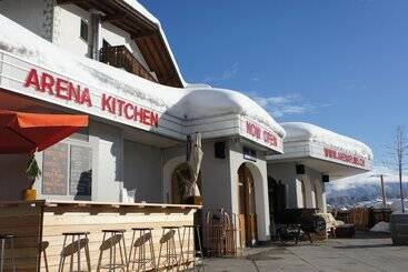 בית מלון כפרי Arena Lodge