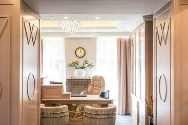 Ea Hotel Mozart