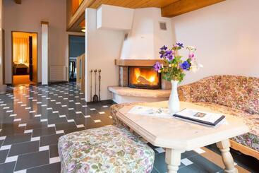 ホテル Grindelwalderhof