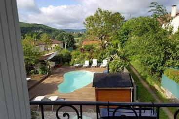 هتل Hôtel Du Puy D Alon