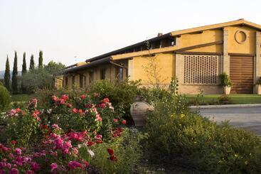 هتل Il Baio Relais Natural Spa