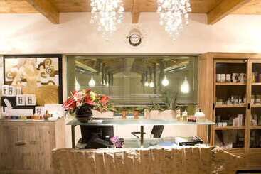 هتل Il Baio Relais Natural Spa