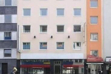 هتل Rheinland