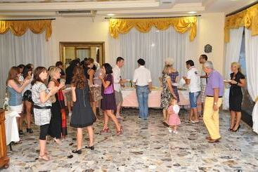 هتل Ristorante Commercio