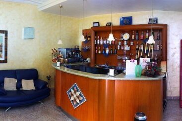 هتل Ristorante Cordial