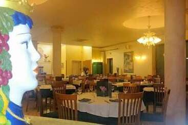 هتل Ristorante Cordial