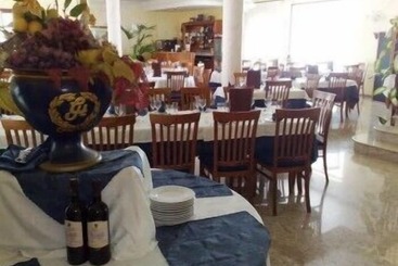 هتل Ristorante Cordial