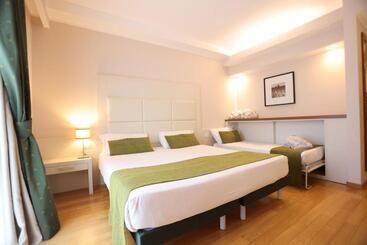 Leonardo Hotel Lago Di Garda Wellness And Spa
