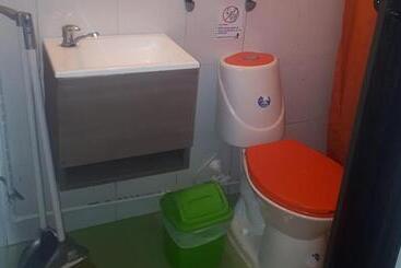 هتل Habitaciones Playeras Con Baño Privado 80m De La Playa