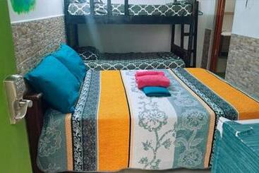 هتل Habitaciones Playeras Con Baño Privado 80m De La Playa