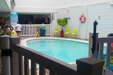 هتل Habitaciones Playeras Con Baño Privado 80m De La Playa
