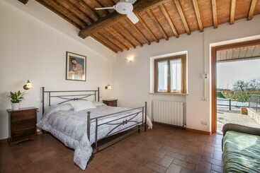 هتل Agriturismo Amina