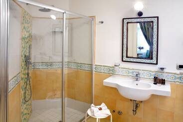 هتل Albergo L Antico Convitto