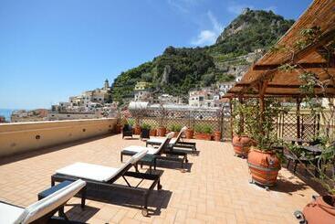 هتل Albergo L Antico Convitto