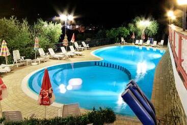 هتل Albergo Ristorante San Matteo