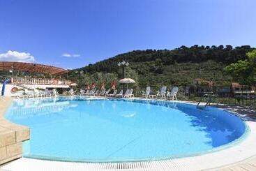 هتل Albergo Ristorante San Matteo