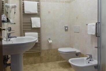 هتل Albergo Ristorante San Matteo
