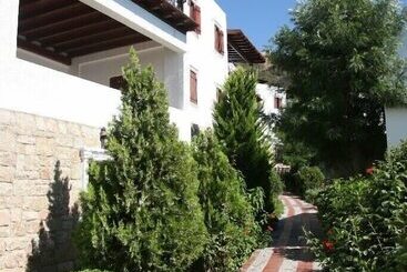 هتل Arion Resort