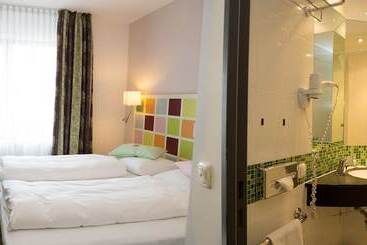 בית מלון כפרי Arooma