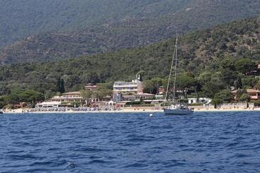 Отель Cap Nègre Hôtel