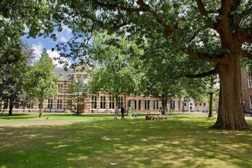 Hôtel De Bonte Wever Assen