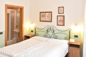 Epoche Hotel Zanella 1889