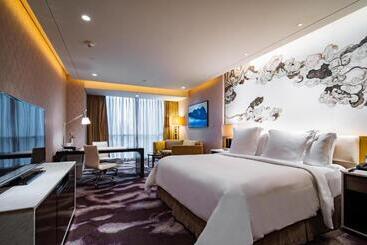 Four Seasons Hotel Shenzhen