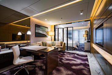 Four Seasons Hotel Shenzhen