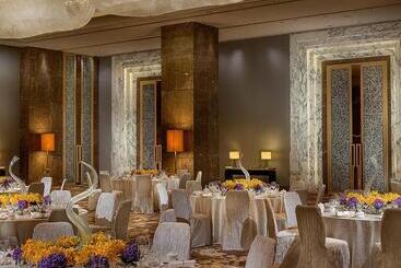 Four Seasons Hotel Shenzhen