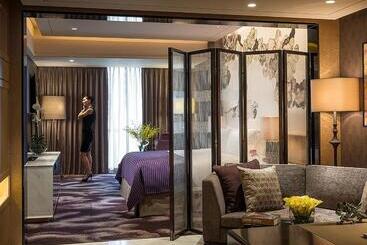 Four Seasons Hotel Shenzhen