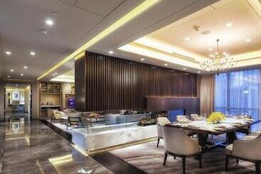 Four Seasons Hotel Shenzhen
