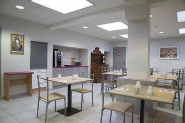 هتل Logis Hôtel Restaurant Chaptal, Amboise