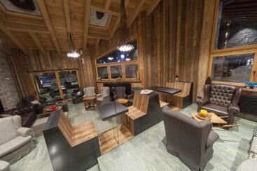 هتل Maison Saint Jean