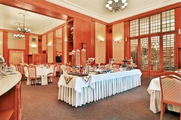 هتل Olympia Wellness