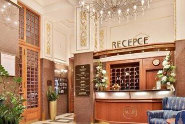 هتل Olympia Wellness