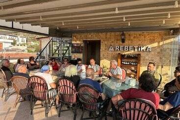 Rebetika Hotel & Bistro