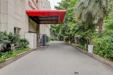 Red Fox By Lemon Tree Hotels, Delhi Airport