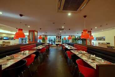 Red Fox By Lemon Tree Hotels, Delhi Airport
